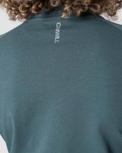 define cropped 1/4 zip adjustable jungle green