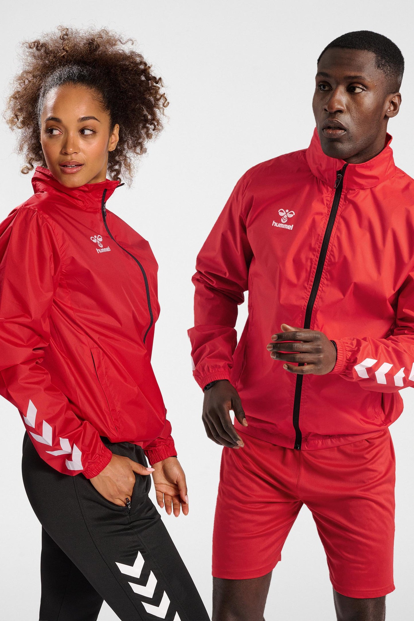 HUMMEL - Hmlcore Xk Spray Jacket - True Red