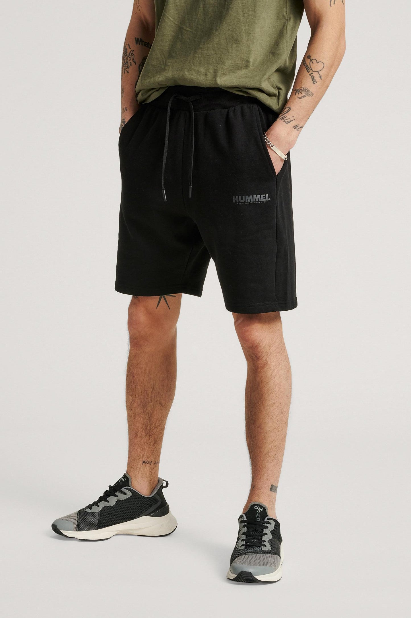 HUMMEL - Hmllegacy Shorts - Black