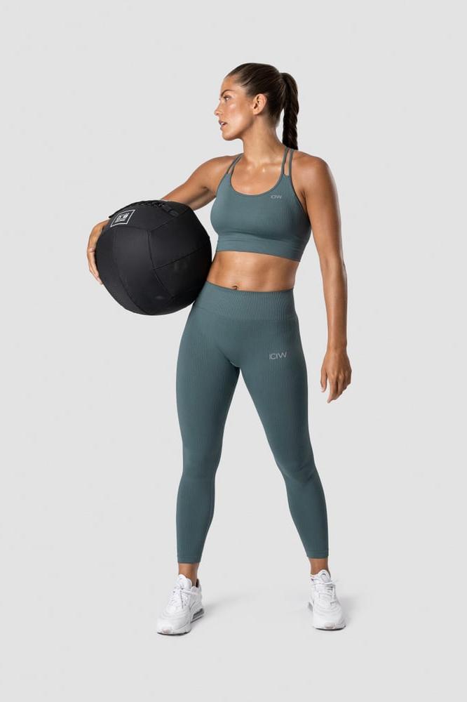 ICANIWILL - Ribbed Define Seamless Sports Bra - Jungle Green